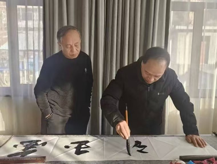 天水锴华电子衡器有限公司举办新春书画笔会(图3)